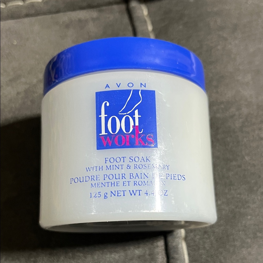 Avon Foot Works Mint & Rosemary Foot Soak - Blue and White